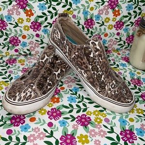 🐡Blowfish slip ons